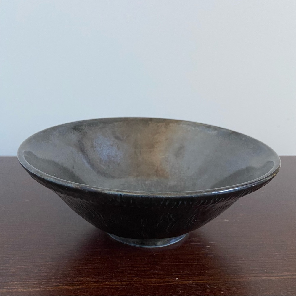 Shiny Black Ceramic Bowl – Minimalist Modern Design